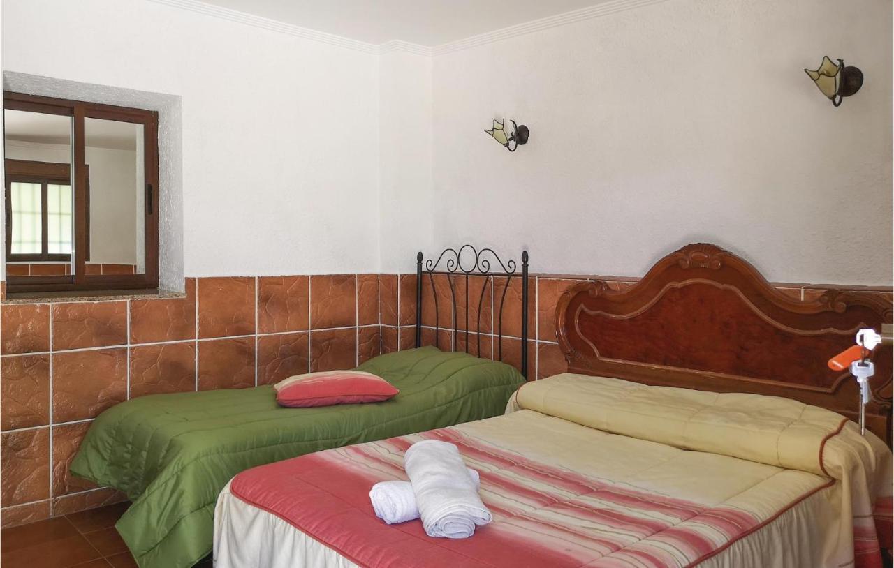 Pet Friendly Home In Olvera With Kitchen Kültér fotó